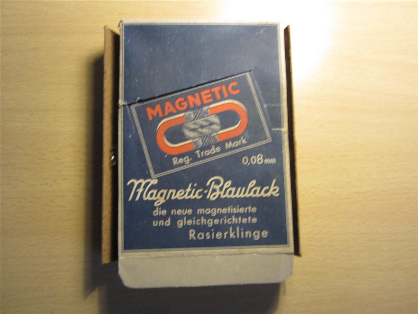 WW2 WH Magnetic-Blaulack Razor Blades